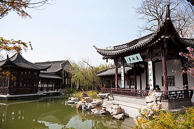 乱荡娇妻3p绿帽,夫妻信任危机，家庭和谐何去何从？-2