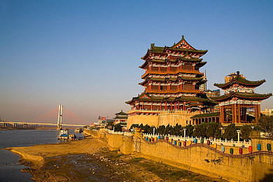 3p露脸娇妻绿帽,明星丑闻：娇妻露脸，绿帽风波-4