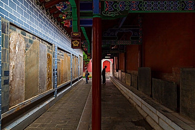 公交车侵犯肉H窑子开张了,奇幻公交寻宝藏，游戏开张引热议-2